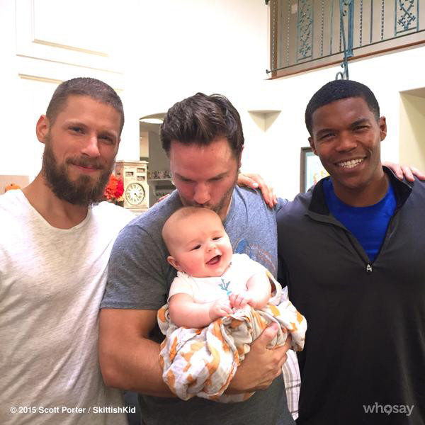 Scott Porter Introduces Son To Two Friday Night Lights